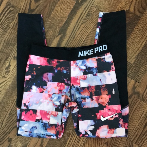 Nike Pro Dri-Fit Leggings - Picture 2 of 11